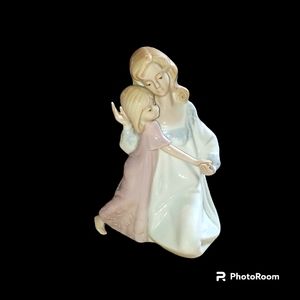Beautiful Vintage Paul Sebastian (1990) Ceramic Mother and Daughter Figurine